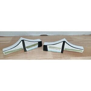 VTG Mackinac Bridge Salt and Pepper Shakers Ceramic Souvenir Michigan UP